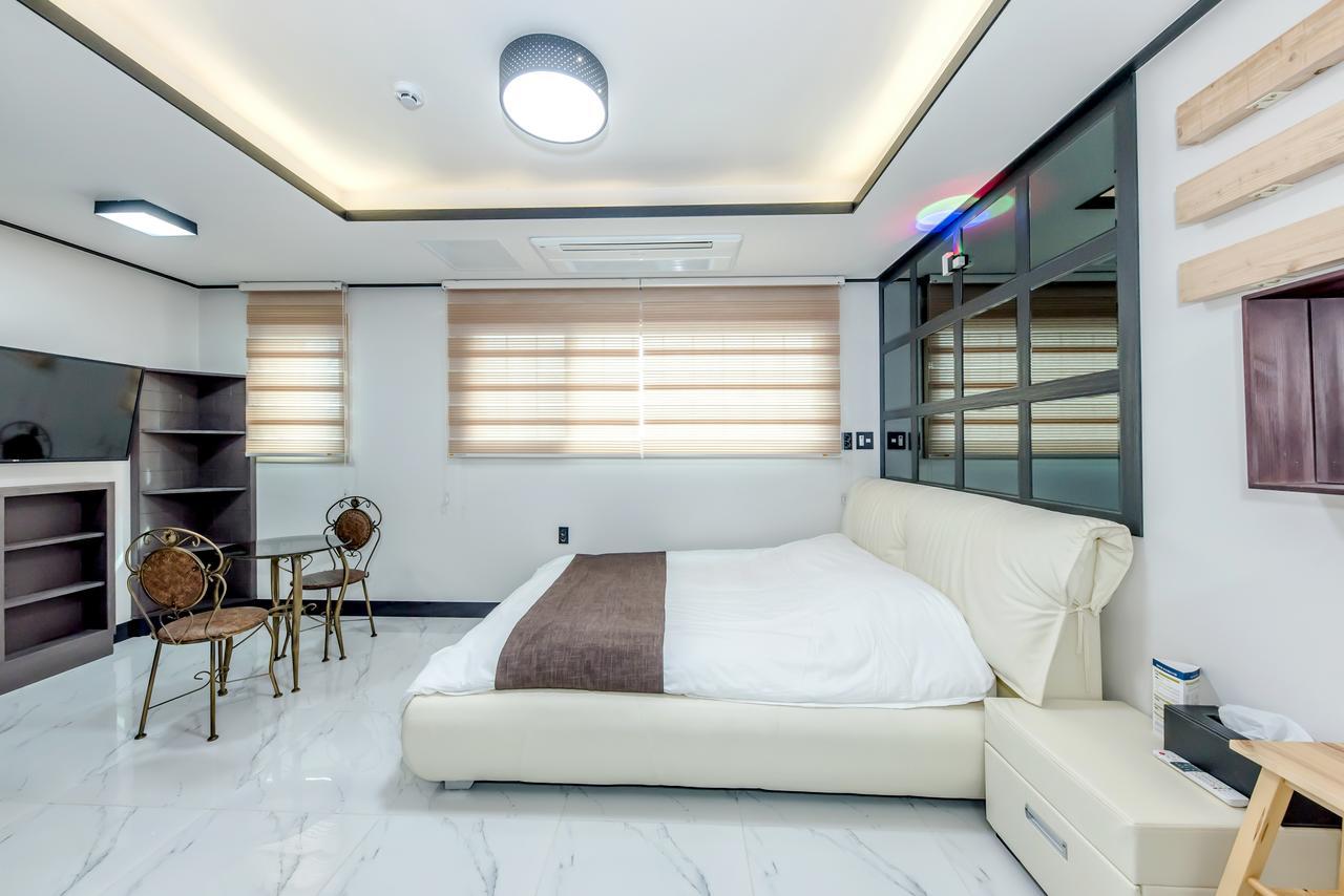 Jeju Skyhill Pension Seogwipo Dış mekan fotoğraf